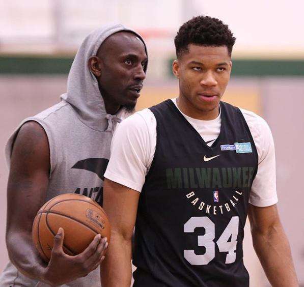 触手可及 触手可及