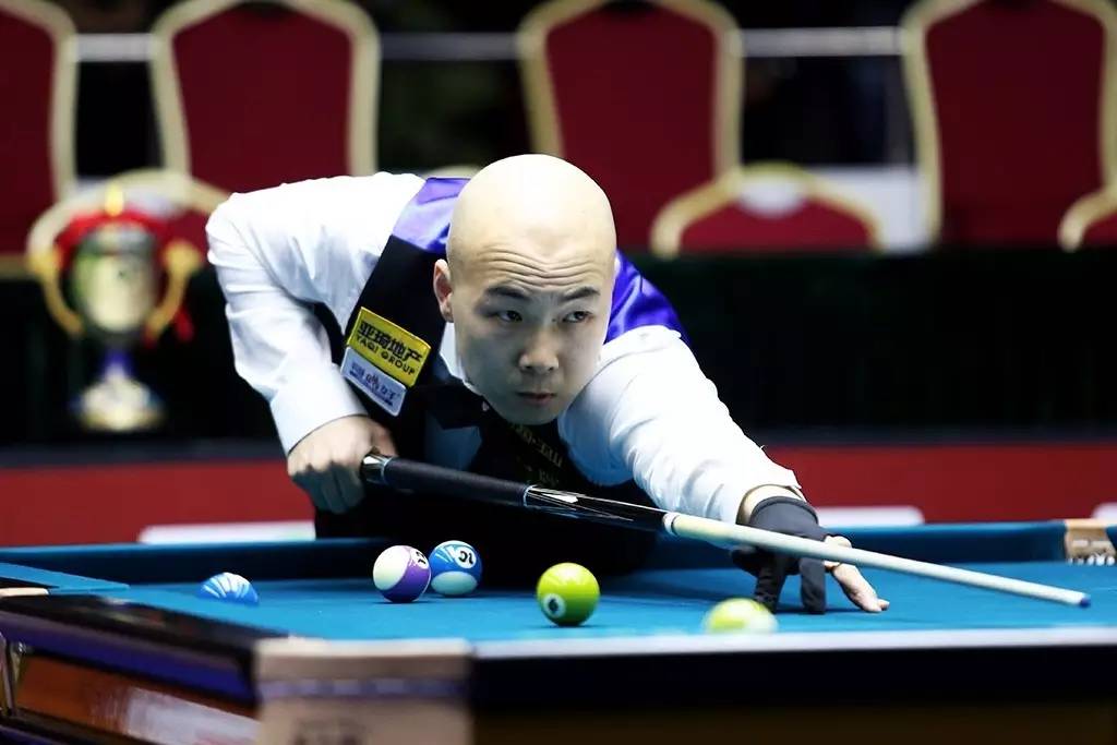 韦世豪：集训要解决防守定位球等问题 大家觉得18强赛出线很有希望.